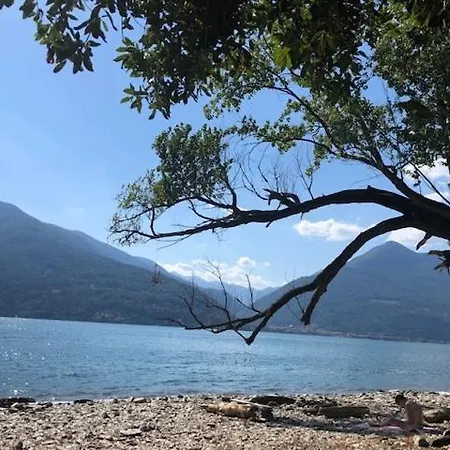 Casa de Férias Rustico Diana Mit Garten Und Seeblick Maccagno