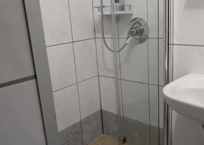 Rustico Diana Mit Garten Und Seeblick * Maccagno