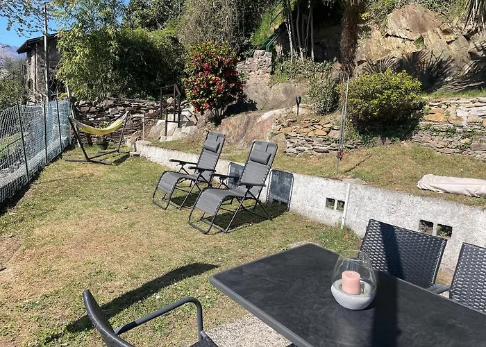 Rustico Diana Mit Garten Und Seeblick Semesterbostad